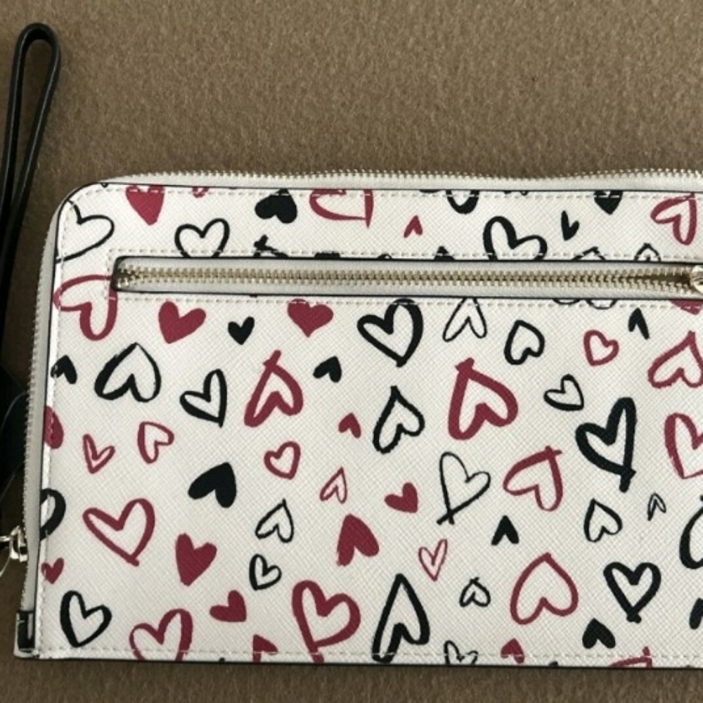 NWT NEW Kate Spade New York  ♠️ Cameron Scribble Hearts  Wristlet Wallet - Picture 3 of 8